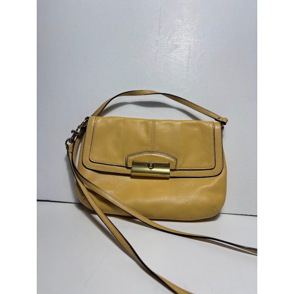 Coach Kristin Purse Leather Crossbody Handbag Bag Yellow y2k Baguette Flap Close - Picture 3 of 7